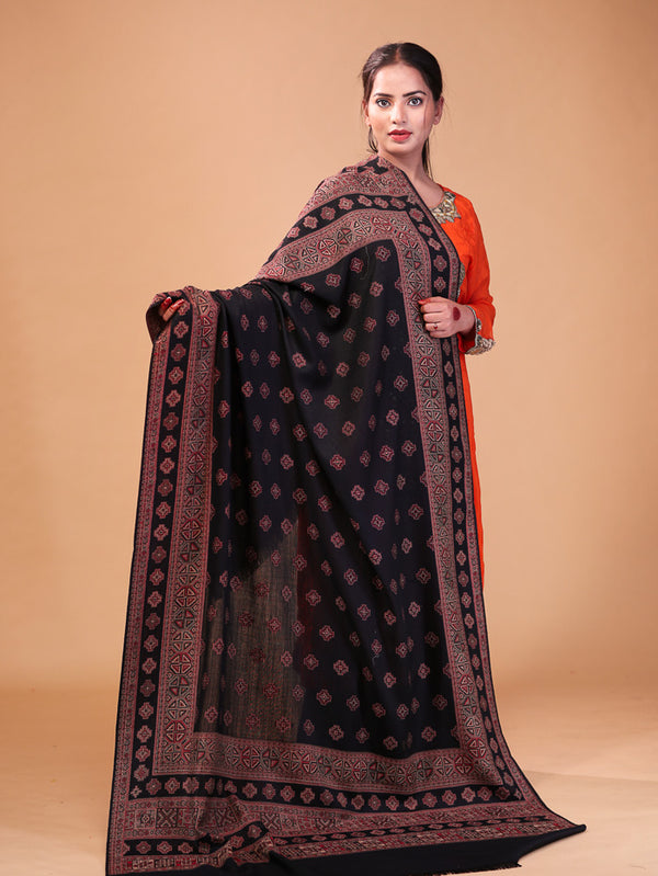 Kullu Booti Shawl