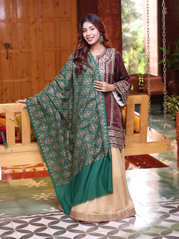 Cross Block Silk Embroidery Shawl Green