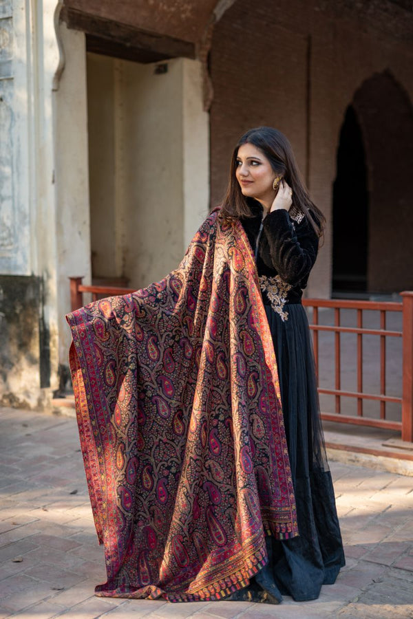 Paisley Jaal Zari Kani Shawl Black