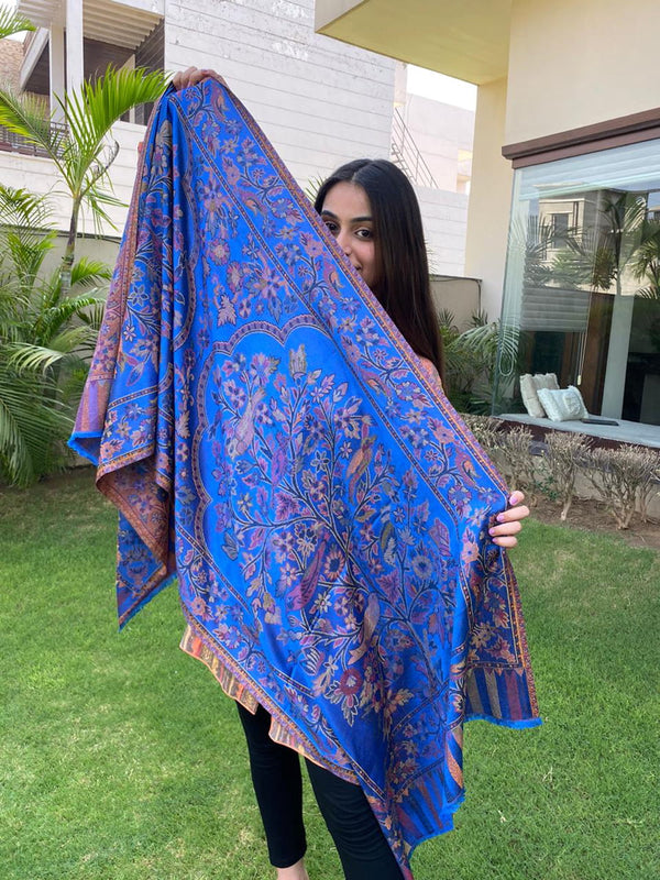 Jacquard Reversible Stole for women